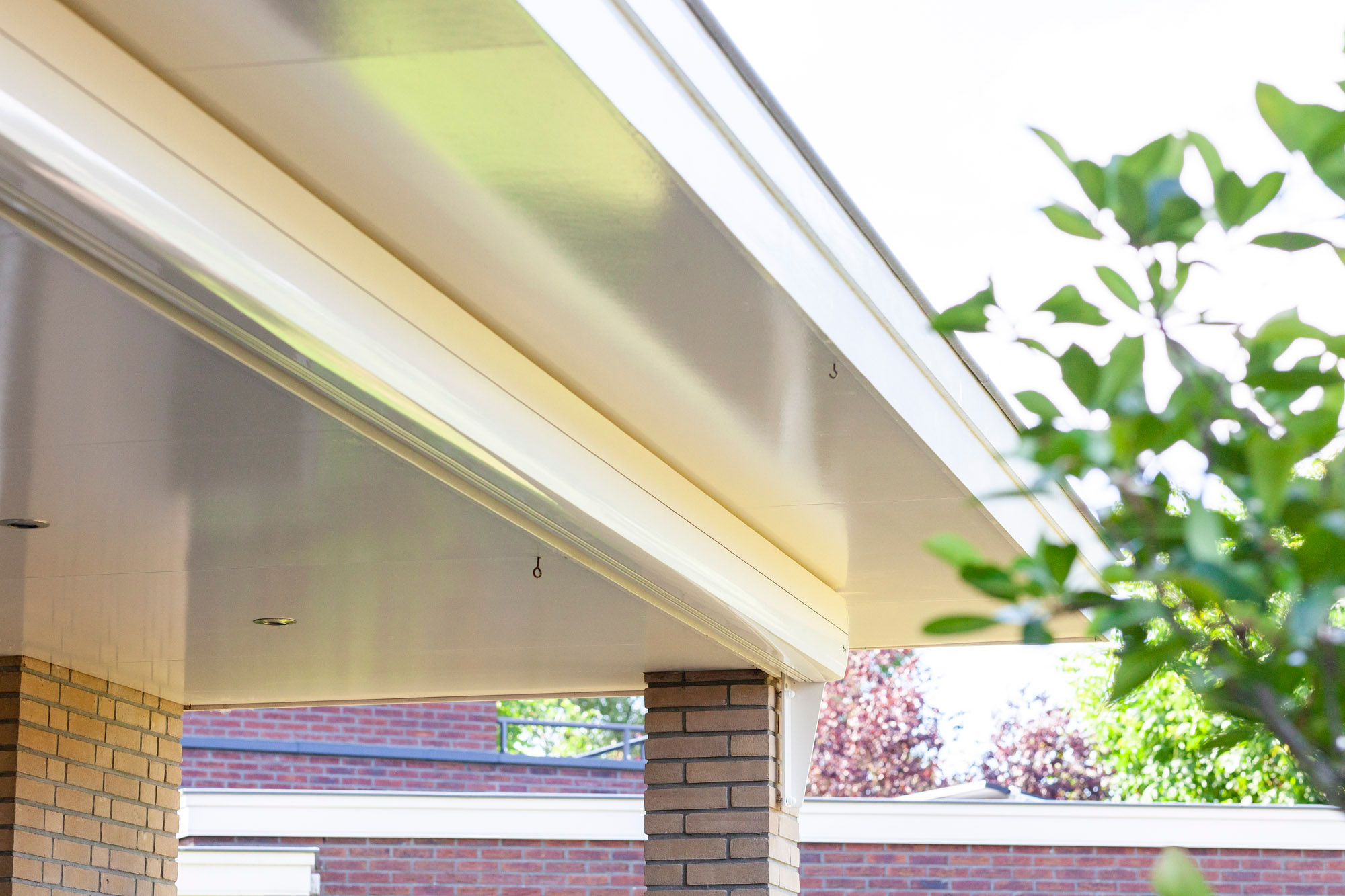 Knikarmscherm zonnescherm casette - SunLub